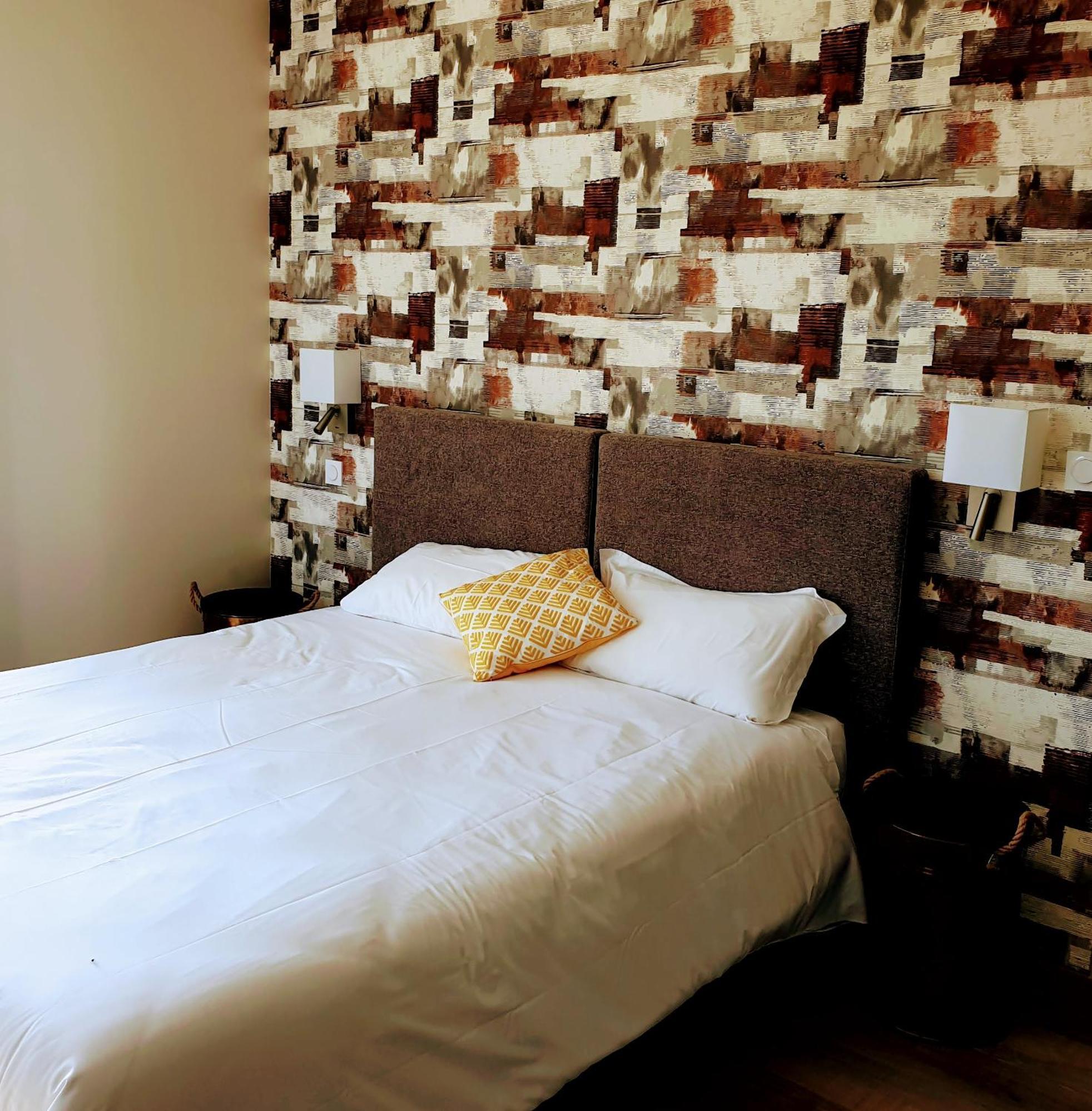 Maurs Logis Hotel Restaurant Cruzel מראה חיצוני תמונה