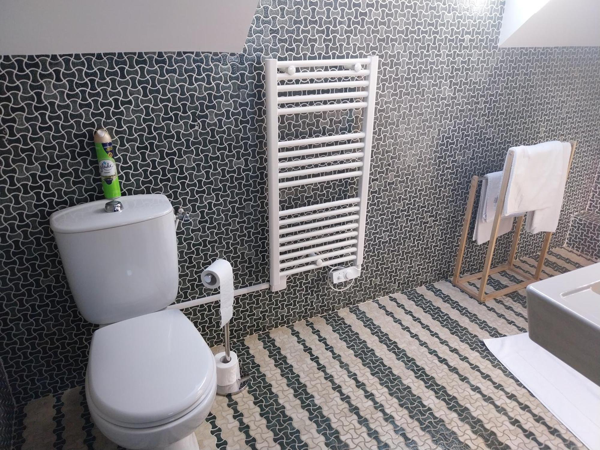 Maurs Logis Hotel Restaurant Cruzel מראה חיצוני תמונה