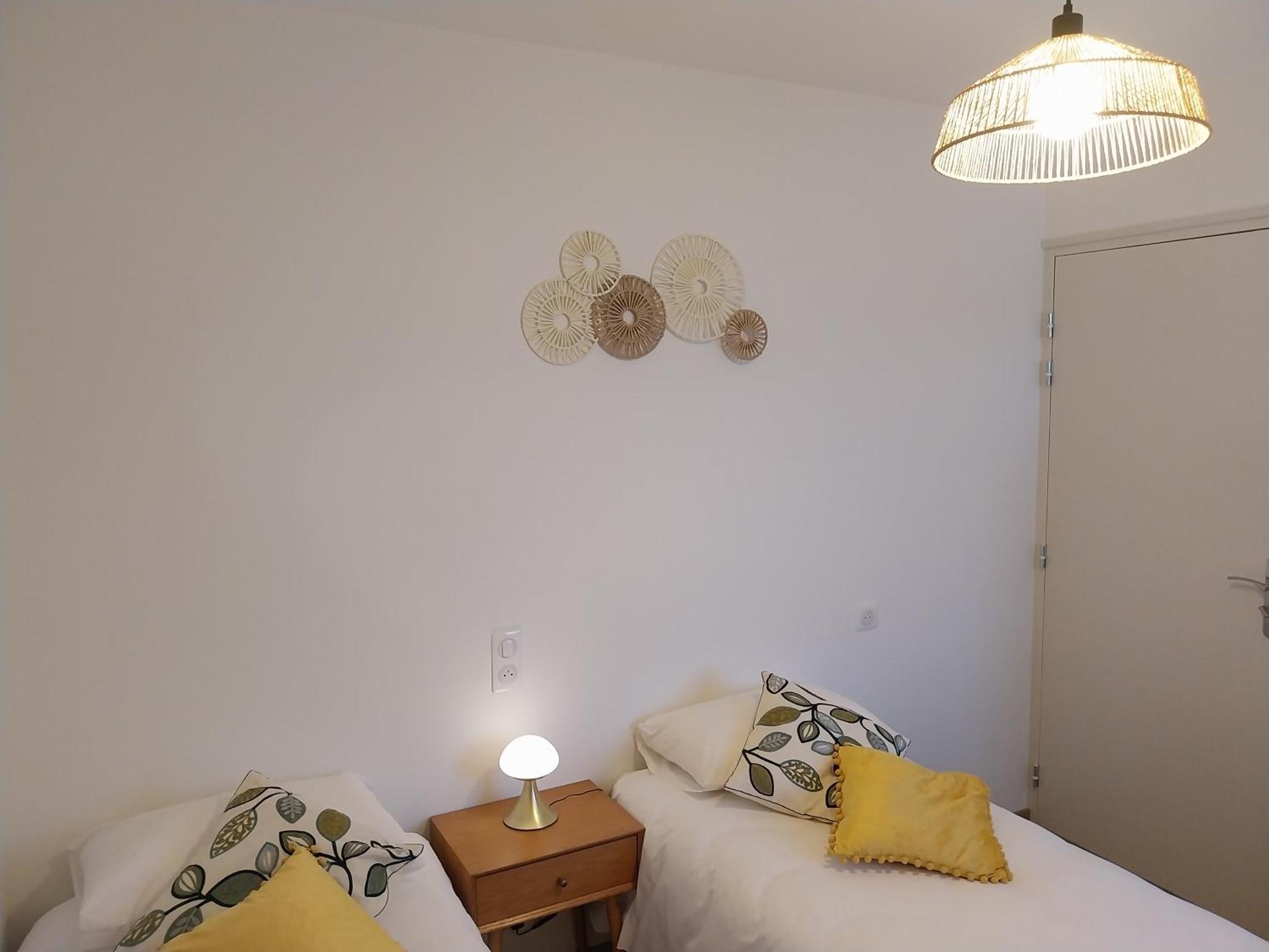 Maurs Logis Hotel Restaurant Cruzel מראה חיצוני תמונה