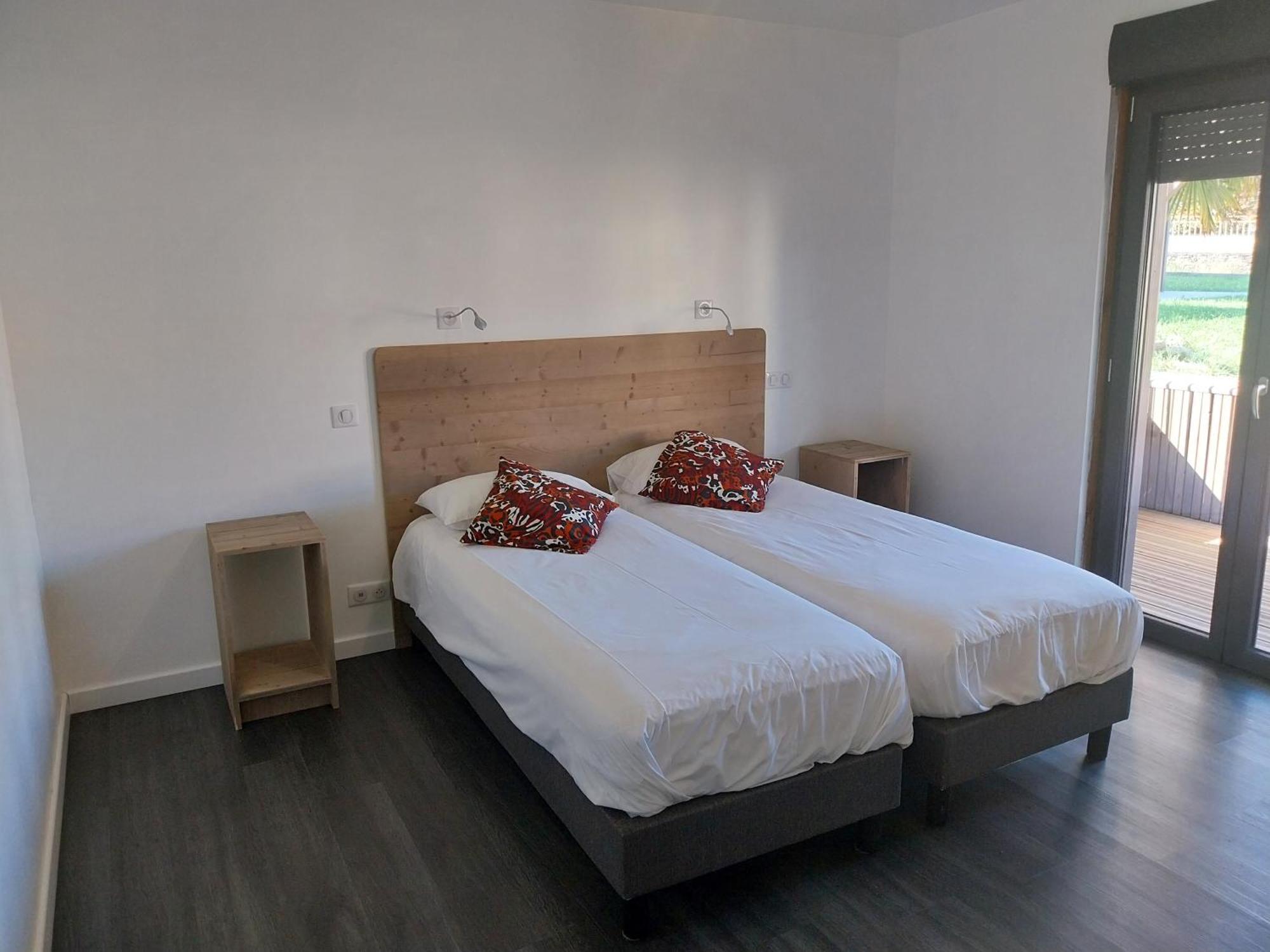 Maurs Logis Hotel Restaurant Cruzel מראה חיצוני תמונה