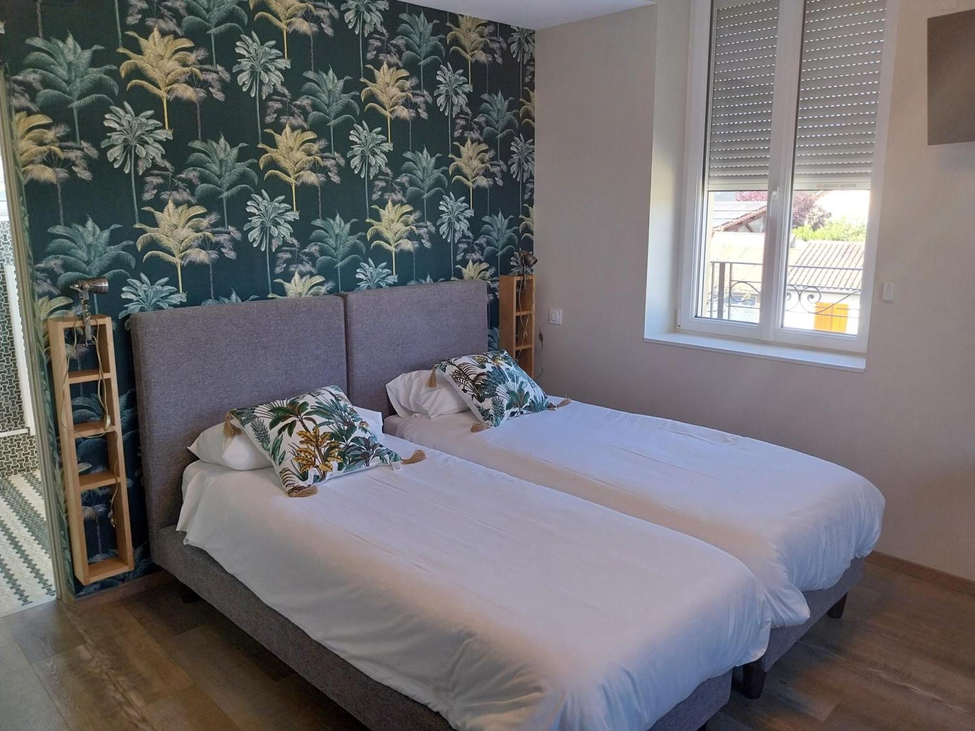 Maurs Logis Hotel Restaurant Cruzel מראה חיצוני תמונה
